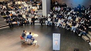 신한대학교 외국인 유학생 북토크 현장 이미지